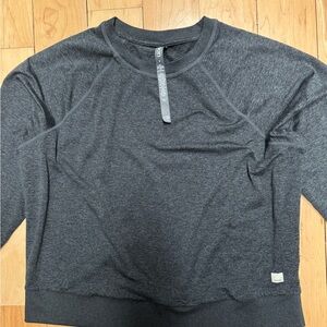Vuori Women's Dark Gray Lightweight Crew Pullover